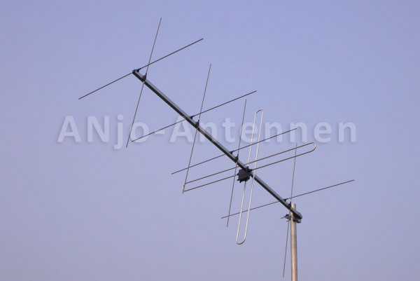 145 MHz 2x5 Element X-Yagi