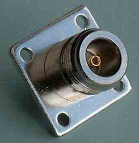 N Flanschbuchse (UG 58 TG)